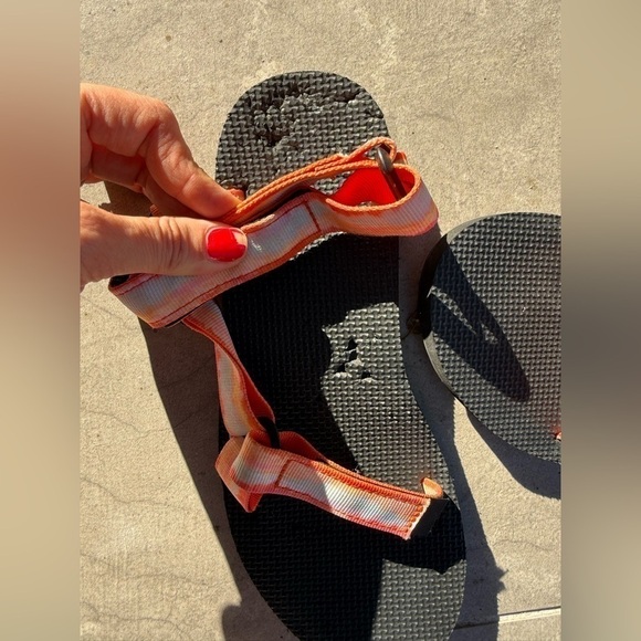 Teva Midform Original orange red -color women’s  Sandals 9 - Picture 3 of 5
